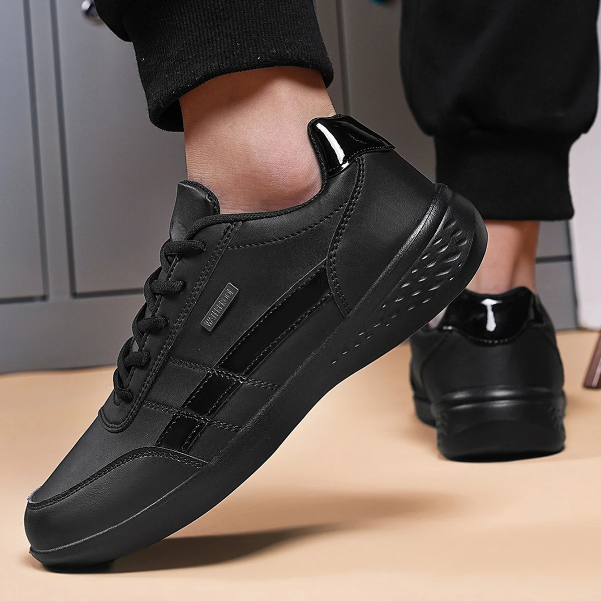 Sepatu Pria Kulit PU Sneakers  - Mens Fashion Trainers ulasan dan harga